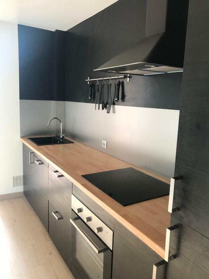 T4 Refait à Neuf Rennes, 3 Ch. Parking, 2 Balcons. Appartement Rennes